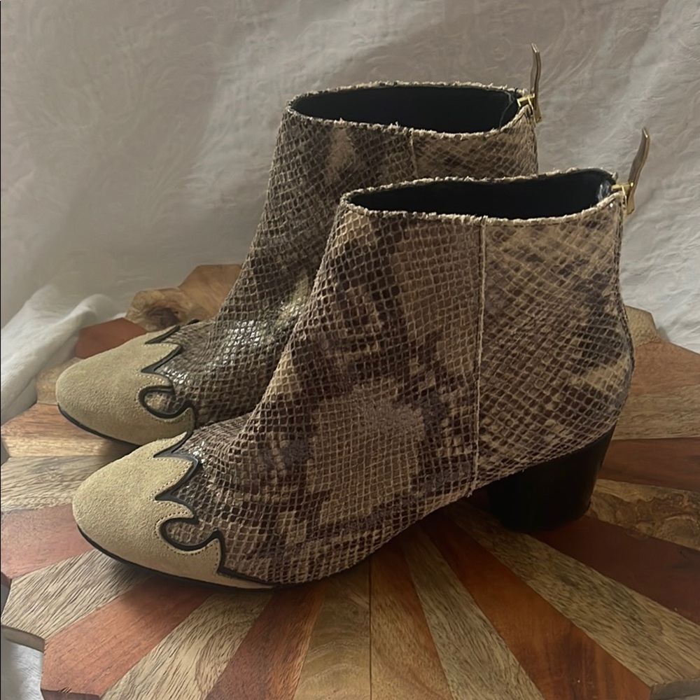 Free People Snakeskin Print Suede Ankle Boots with Tan Details size 39